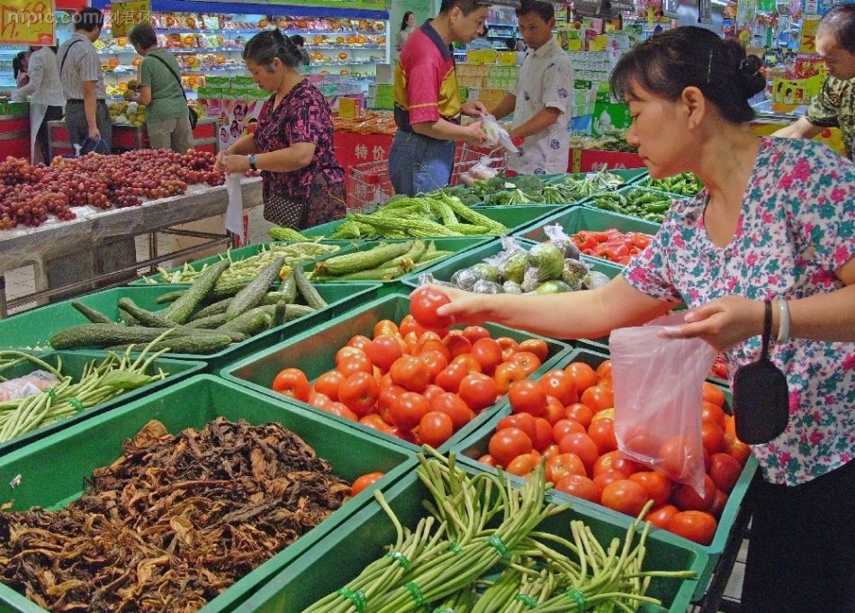 新闻：2月CPI加速回升至2.3% 鲜菜价格上涨29.9%